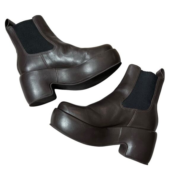 EVERLANE The Puffa Chelsea Boot Dark Brown Leather Pull On High Heel Platform 7 - Picture 8 of 10